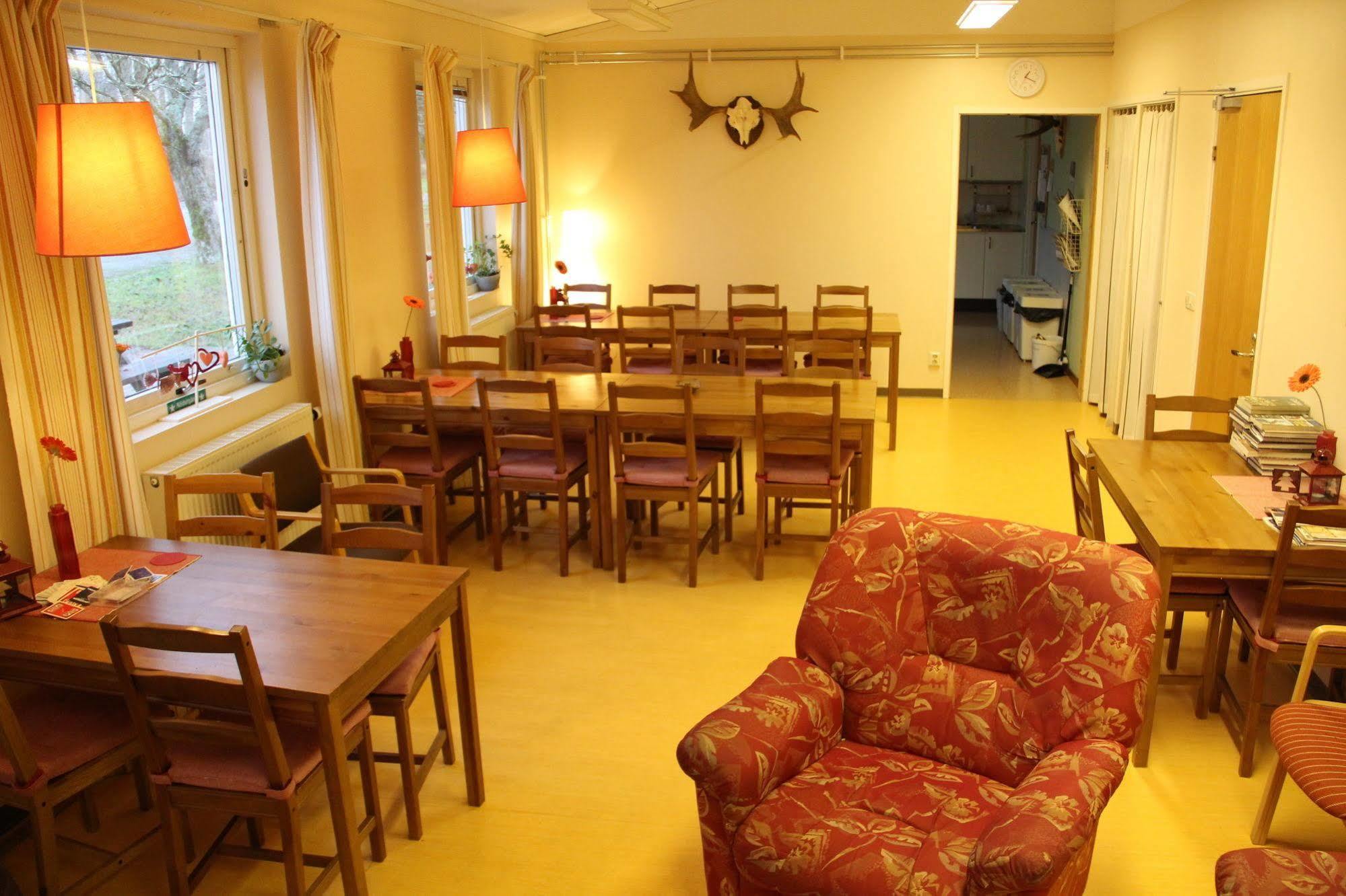 Haellefors Vandrarhem-Hostel & Kanotcenter 외부 사진
